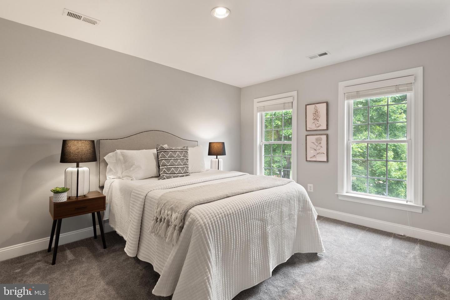 14592 BLAIR BROOK CT, HAYMARKET, Virginia 20169, 4 Bedrooms Bedrooms, ,3 BathroomsBathrooms,Residential,For sale,14592 BLAIR BROOK CT,VAPW2102638 MLS # VAPW2102638