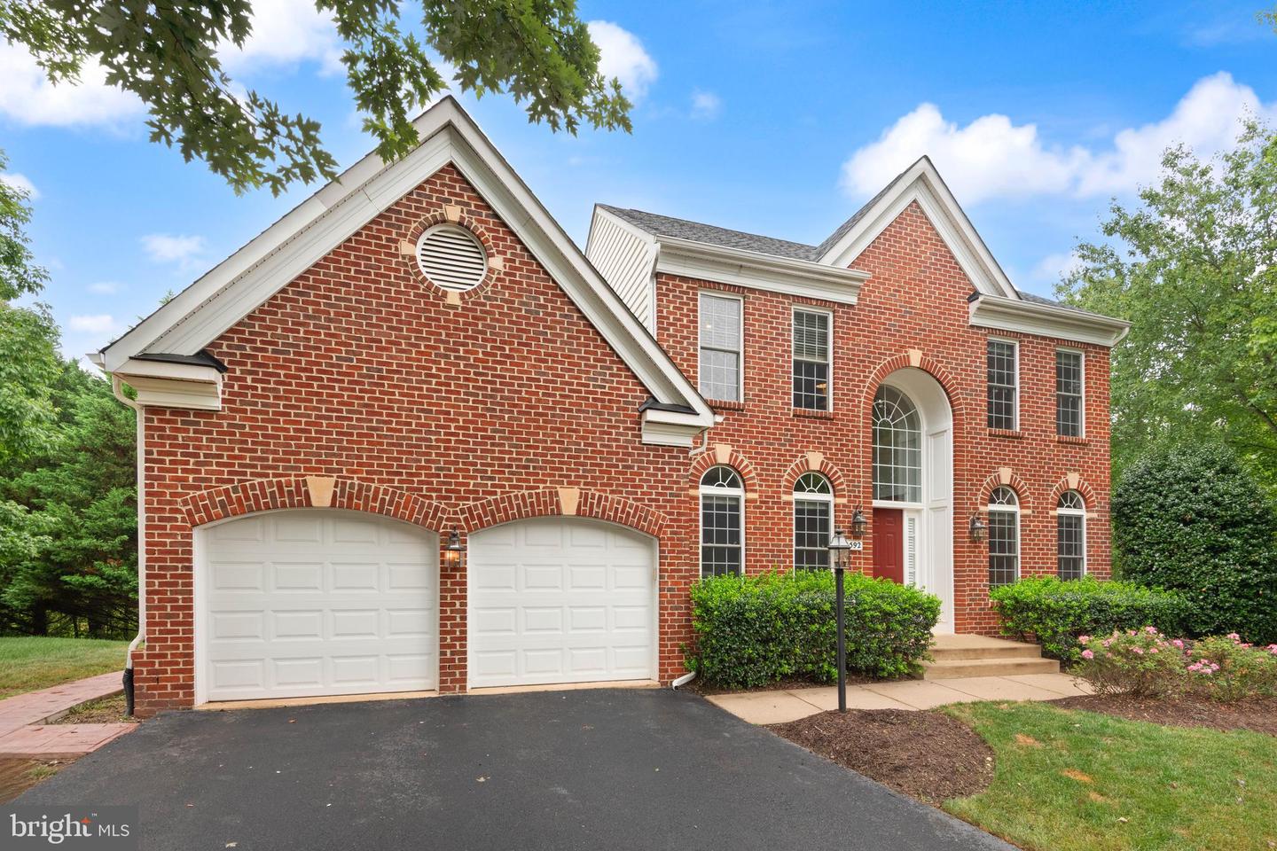 14592 BLAIR BROOK CT, HAYMARKET, Virginia 20169, 4 Bedrooms Bedrooms, ,3 BathroomsBathrooms,Residential,For sale,14592 BLAIR BROOK CT,VAPW2102638 MLS # VAPW2102638