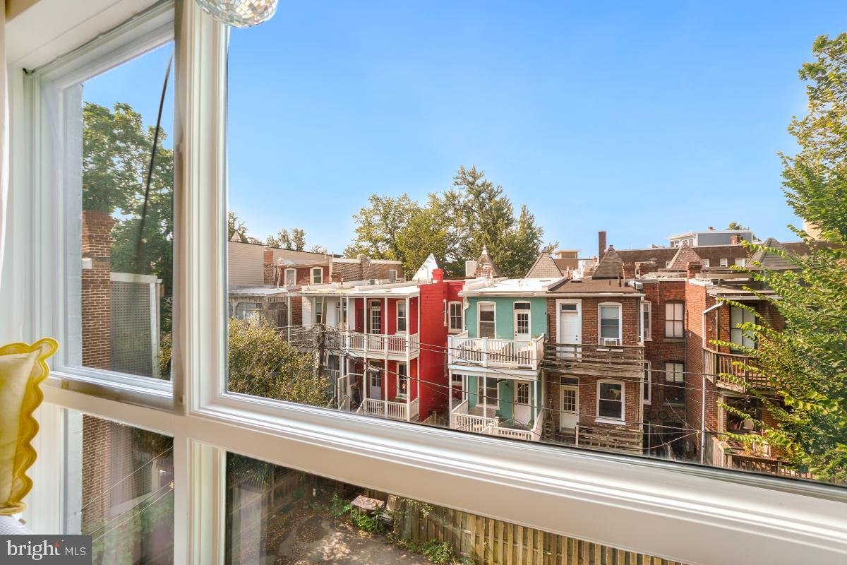1514 NEWTON ST NW #302, WASHINGTON, District Of Columbia 20010, 1 Bedroom Bedrooms, ,1 BathroomBathrooms,Residential,For sale,1514 NEWTON ST NW #302,DCDC2216810 MLS # DCDC2216810