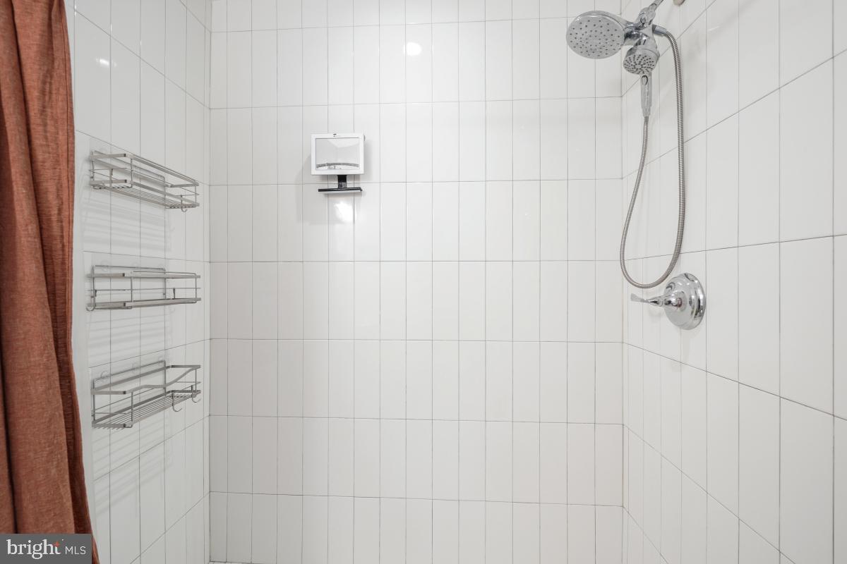 1514 NEWTON ST NW #302, WASHINGTON, District Of Columbia 20010, 1 Bedroom Bedrooms, ,1 BathroomBathrooms,Residential,For sale,1514 NEWTON ST NW #302,DCDC2216810 MLS # DCDC2216810