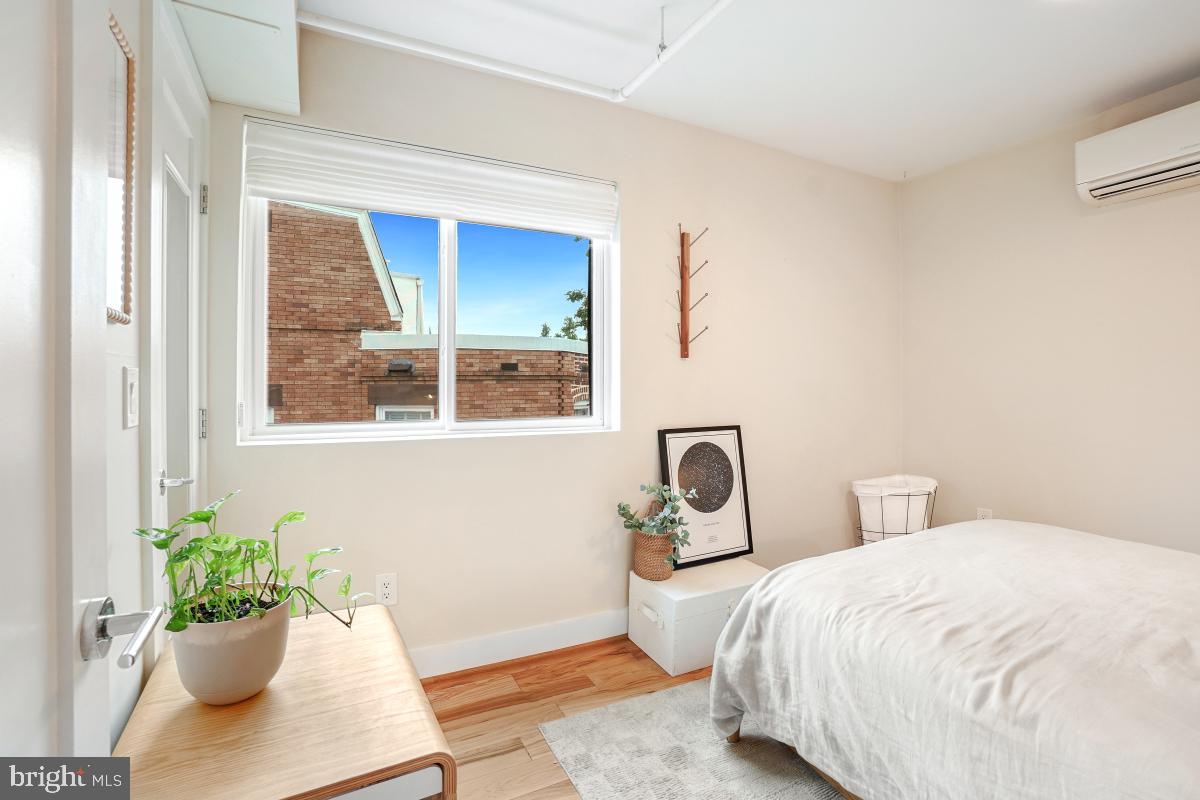 1514 NEWTON ST NW #302, WASHINGTON, District Of Columbia 20010, 1 Bedroom Bedrooms, ,1 BathroomBathrooms,Residential,For sale,1514 NEWTON ST NW #302,DCDC2216810 MLS # DCDC2216810