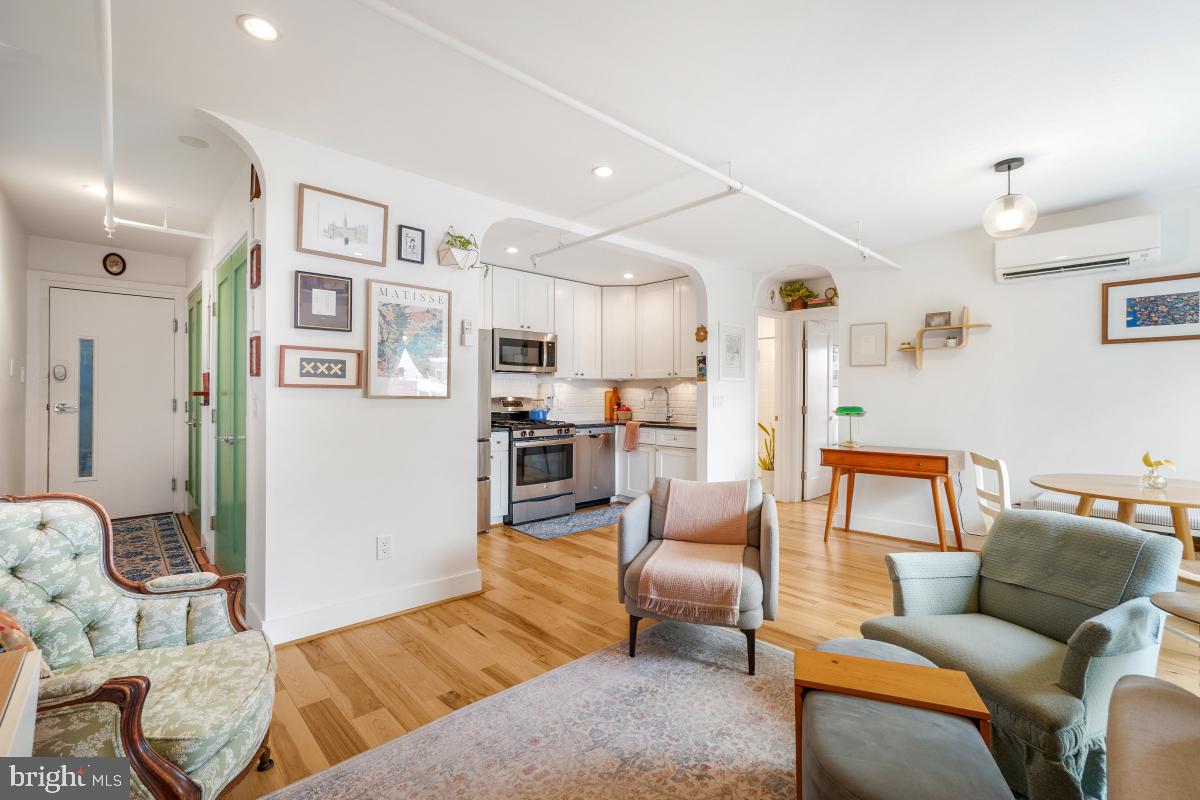 1514 NEWTON ST NW #302, WASHINGTON, District Of Columbia 20010, 1 Bedroom Bedrooms, ,1 BathroomBathrooms,Residential,For sale,1514 NEWTON ST NW #302,DCDC2216810 MLS # DCDC2216810