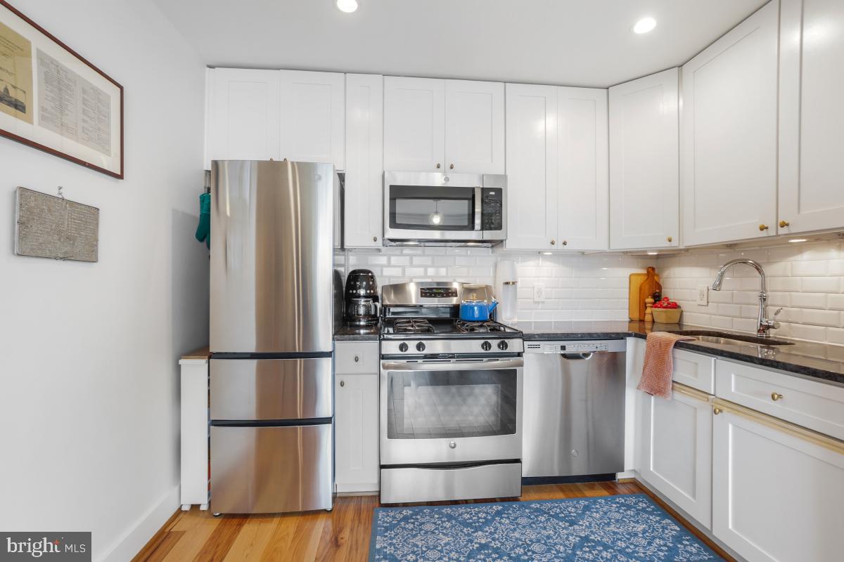 1514 NEWTON ST NW #302, WASHINGTON, District Of Columbia 20010, 1 Bedroom Bedrooms, ,1 BathroomBathrooms,Residential,For sale,1514 NEWTON ST NW #302,DCDC2216810 MLS # DCDC2216810