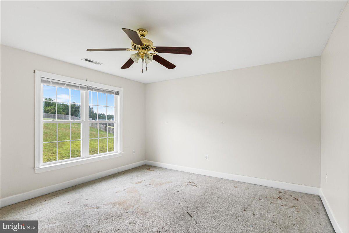 3629 STONEWALL MANOR DR, TRIANGLE, Virginia 22172, 5 Bedrooms Bedrooms, ,4 BathroomsBathrooms,Residential,For sale,3629 STONEWALL MANOR DR,VAPW2102642 MLS # VAPW2102642