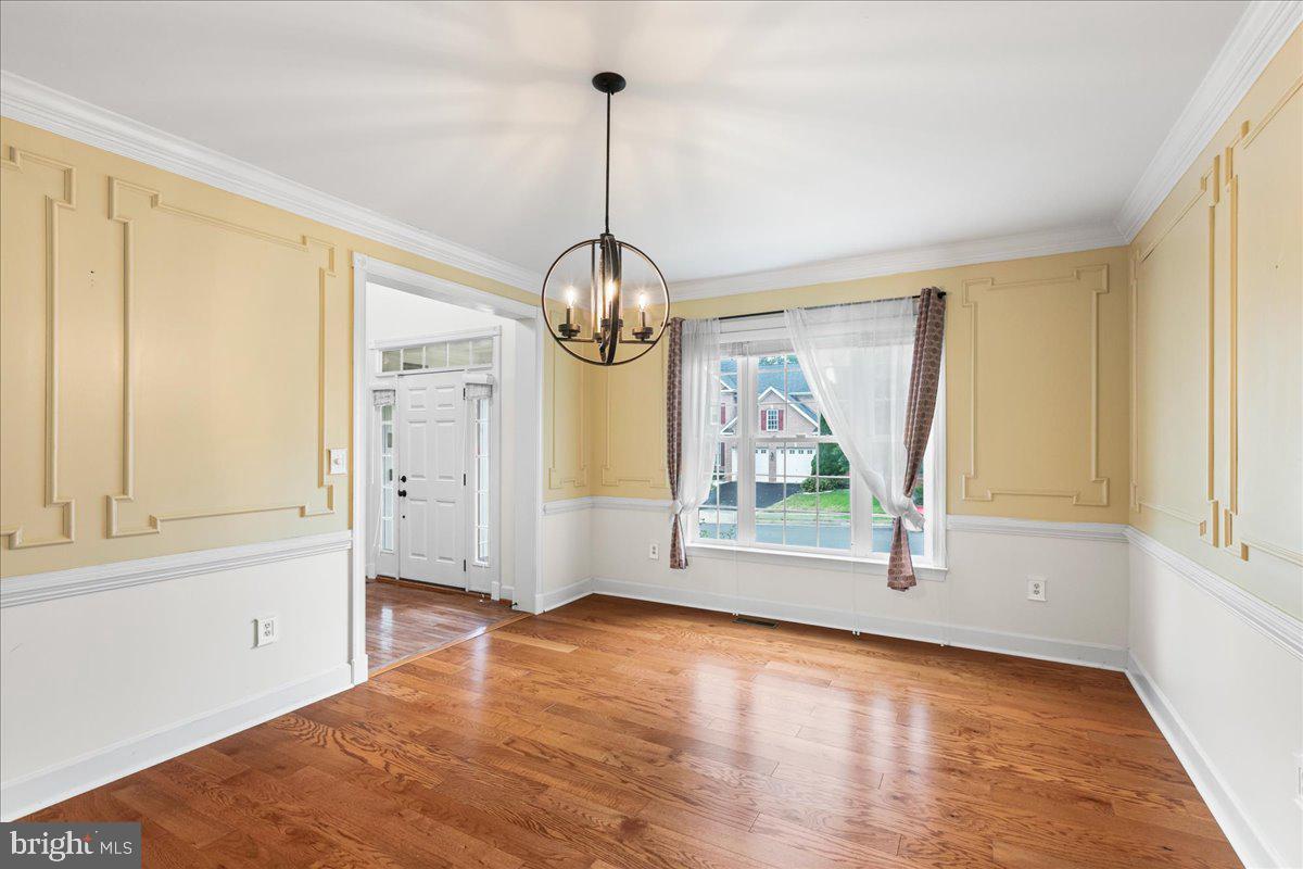 3629 STONEWALL MANOR DR, TRIANGLE, Virginia 22172, 5 Bedrooms Bedrooms, ,4 BathroomsBathrooms,Residential,For sale,3629 STONEWALL MANOR DR,VAPW2102642 MLS # VAPW2102642