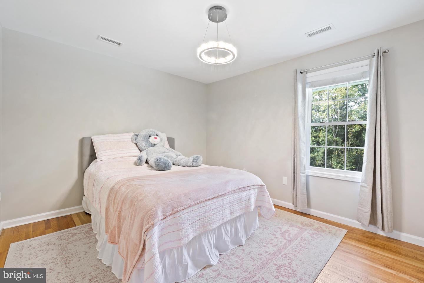 7406 STUART CIR, WARRENTON, Virginia 20187, 4 Bedrooms Bedrooms, 7 Rooms Rooms,2 BathroomsBathrooms,Residential,For sale,7406 STUART CIR,VAFQ2018054 MLS # VAFQ2018054