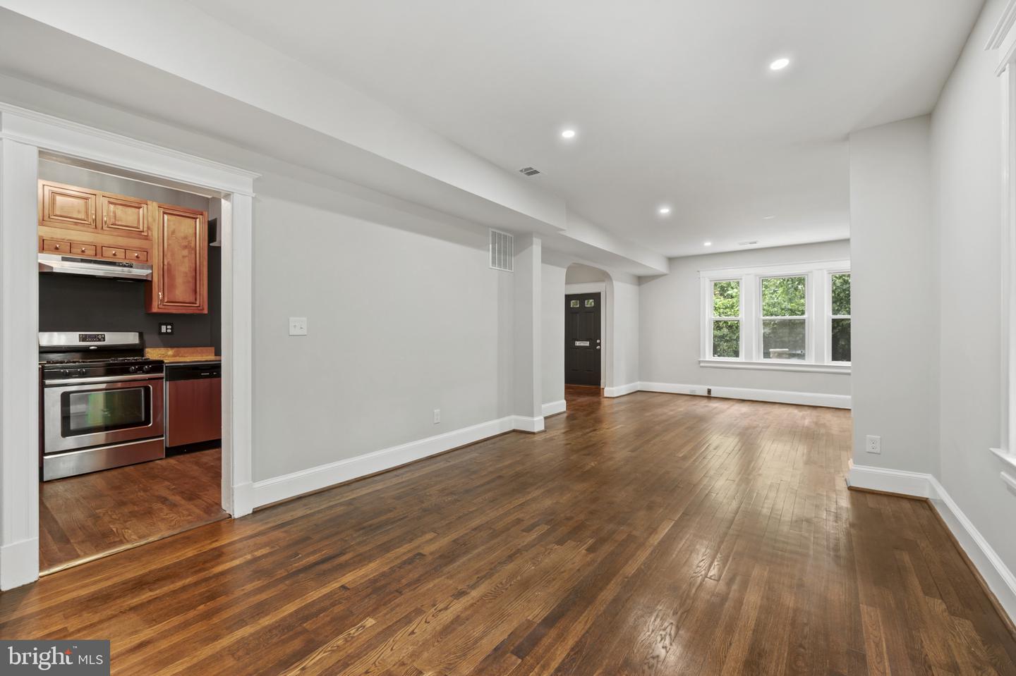 3551 HERTFORD PL NW, WASHINGTON, District Of Columbia 20010, 4 Bedrooms Bedrooms, ,2 BathroomsBathrooms,Residential,For sale,3551 HERTFORD PL NW,DCDC2216834 MLS # DCDC2216834