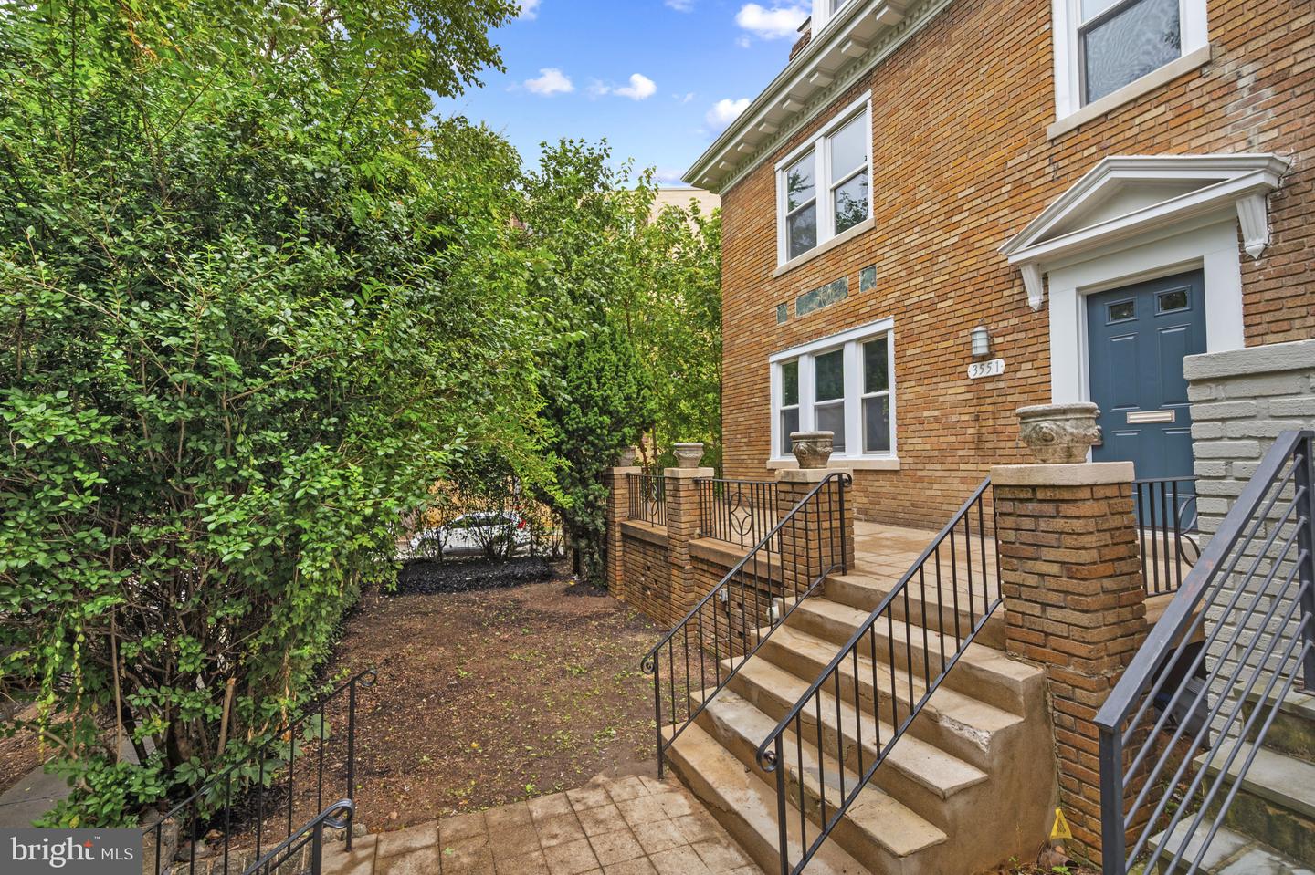 3551 HERTFORD PL NW, WASHINGTON, District Of Columbia 20010, 4 Bedrooms Bedrooms, ,2 BathroomsBathrooms,Residential,For sale,3551 HERTFORD PL NW,DCDC2216834 MLS # DCDC2216834