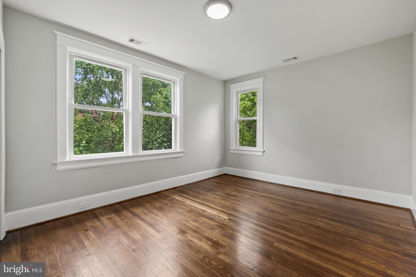 3551 HERTFORD PL NW, WASHINGTON, District Of Columbia 20010, 4 Bedrooms Bedrooms, ,2 BathroomsBathrooms,Residential,For sale,3551 HERTFORD PL NW,DCDC2216834 MLS # DCDC2216834