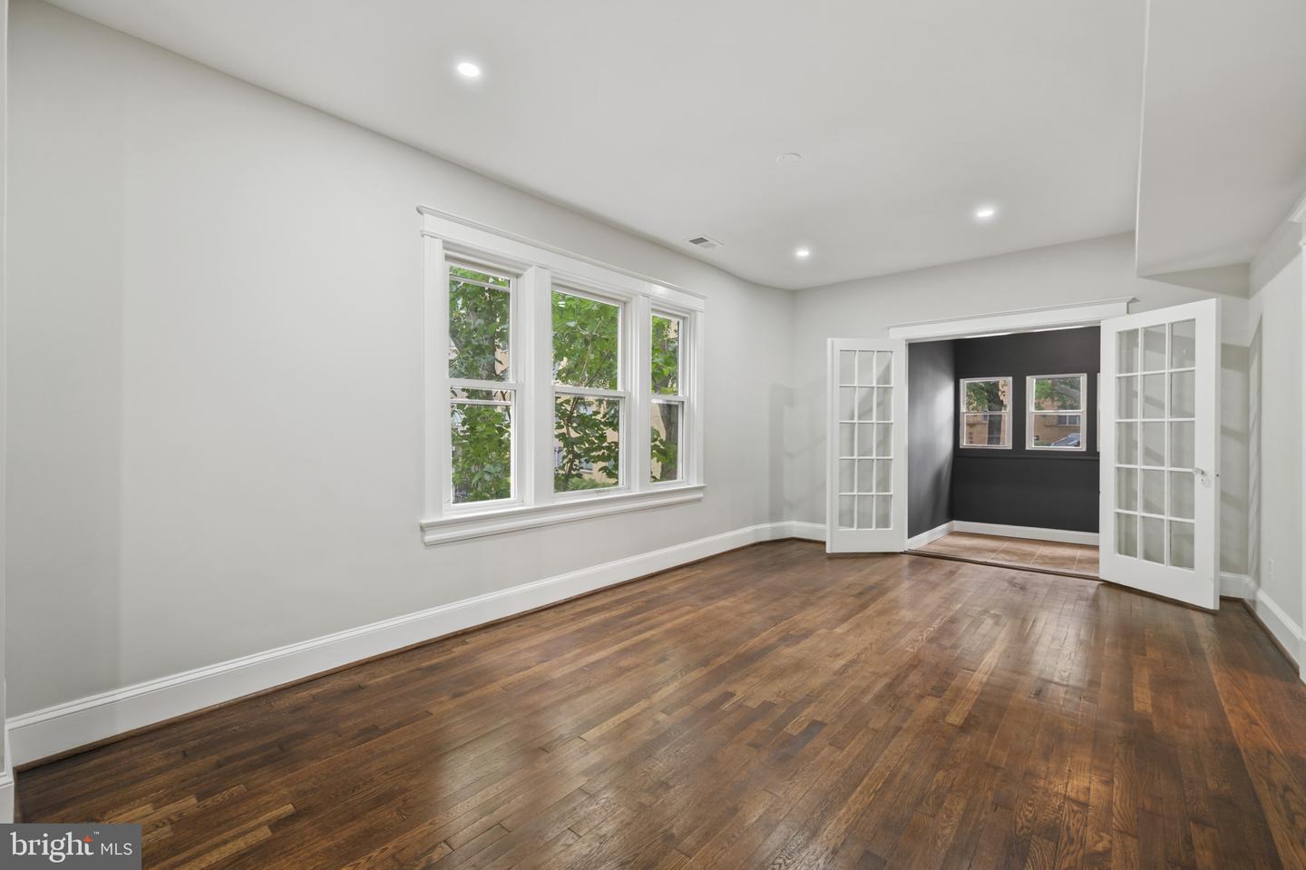 3551 HERTFORD PL NW, WASHINGTON, District Of Columbia 20010, 4 Bedrooms Bedrooms, ,2 BathroomsBathrooms,Residential,For sale,3551 HERTFORD PL NW,DCDC2216834 MLS # DCDC2216834