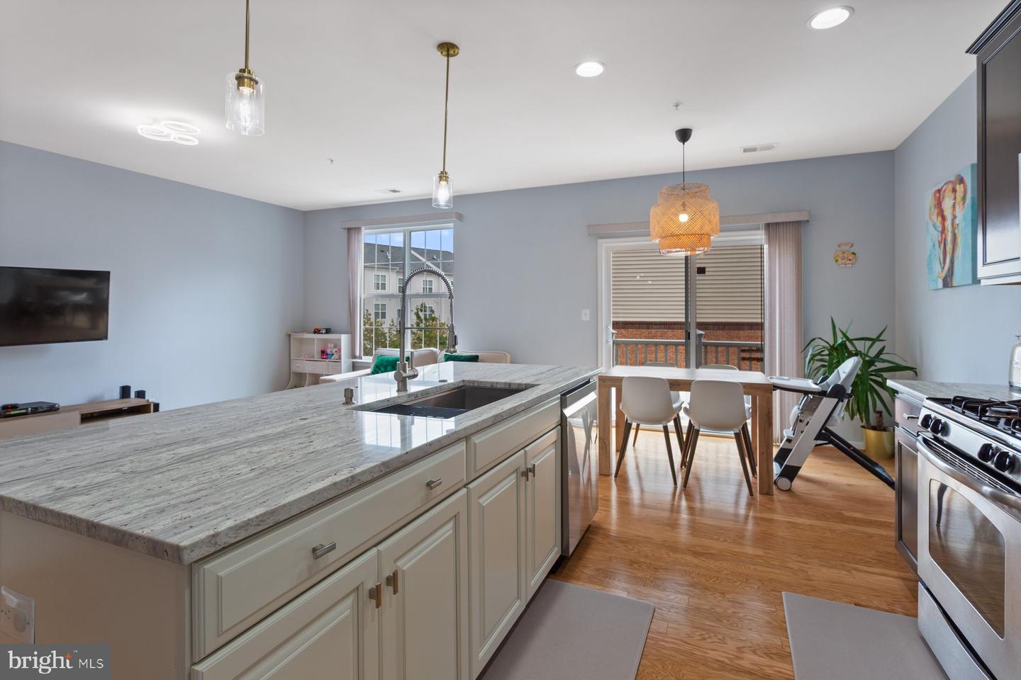 22358 CONCORD STATION TER, ASHBURN, Virginia 20148, 3 Bedrooms Bedrooms, ,2 BathroomsBathrooms,Residential,For sale,22358 CONCORD STATION TER,VALO2105362 MLS # VALO2105362