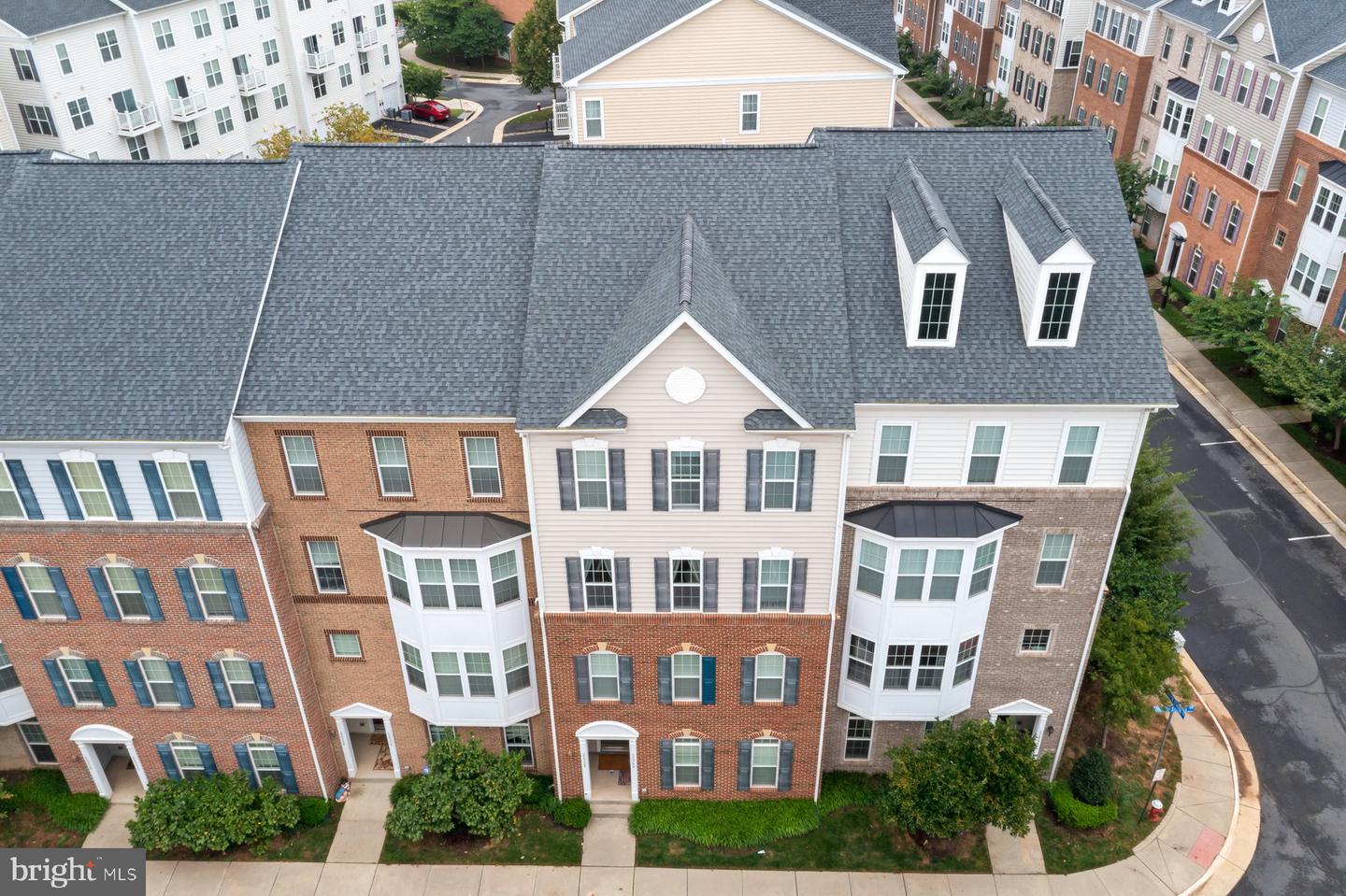 22358 CONCORD STATION TER, ASHBURN, Virginia 20148, 3 Bedrooms Bedrooms, ,2 BathroomsBathrooms,Residential,For sale,22358 CONCORD STATION TER,VALO2105362 MLS # VALO2105362