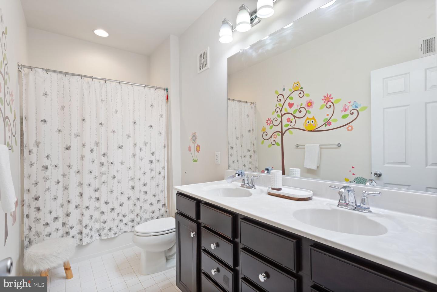 22358 CONCORD STATION TER, ASHBURN, Virginia 20148, 3 Bedrooms Bedrooms, ,2 BathroomsBathrooms,Residential,For sale,22358 CONCORD STATION TER,VALO2105362 MLS # VALO2105362