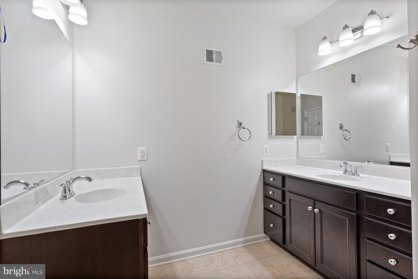 22358 CONCORD STATION TER, ASHBURN, Virginia 20148, 3 Bedrooms Bedrooms, ,2 BathroomsBathrooms,Residential,For sale,22358 CONCORD STATION TER,VALO2105362 MLS # VALO2105362