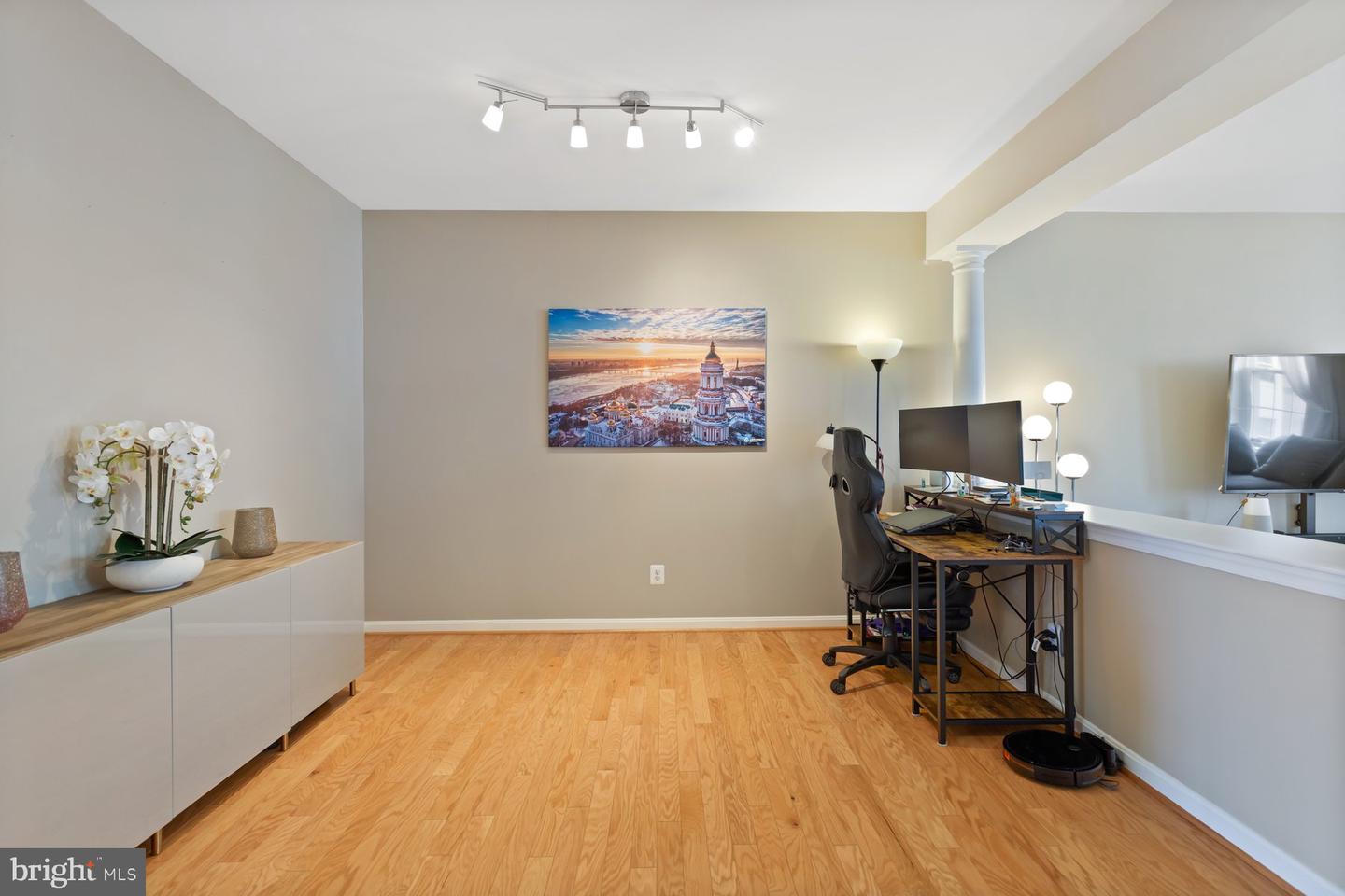 22358 CONCORD STATION TER, ASHBURN, Virginia 20148, 3 Bedrooms Bedrooms, ,2 BathroomsBathrooms,Residential,For sale,22358 CONCORD STATION TER,VALO2105362 MLS # VALO2105362