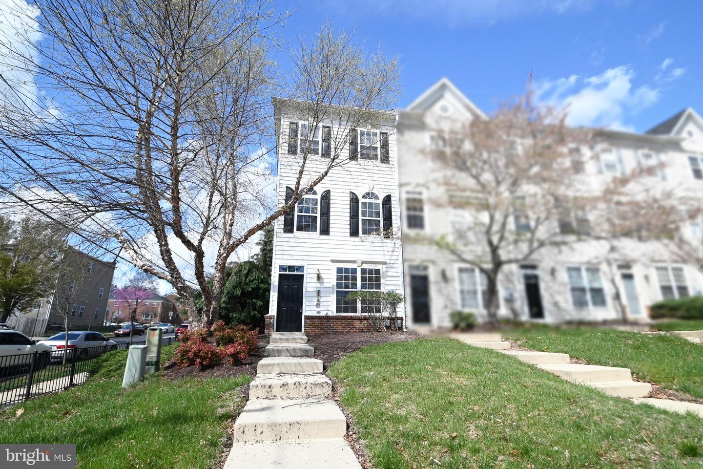 4289 S CAPITOL ST SW, WASHINGTON, District Of Columbia 20032, 3 Bedrooms Bedrooms, 5 Rooms Rooms,3 BathroomsBathrooms,Residential,For sale,4289 S CAPITOL ST SW,DCDC2216840 MLS # DCDC2216840
