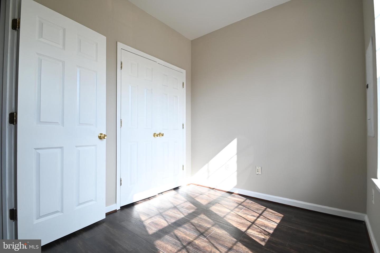 4289 S CAPITOL ST SW, WASHINGTON, District Of Columbia 20032, 3 Bedrooms Bedrooms, 5 Rooms Rooms,3 BathroomsBathrooms,Residential,For sale,4289 S CAPITOL ST SW,DCDC2216840 MLS # DCDC2216840