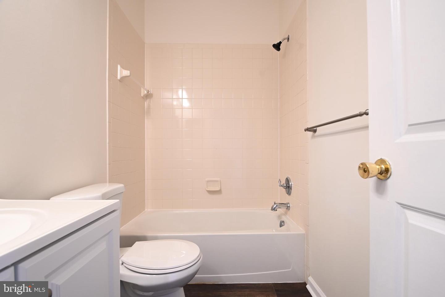 4289 S CAPITOL ST SW, WASHINGTON, District Of Columbia 20032, 3 Bedrooms Bedrooms, 5 Rooms Rooms,3 BathroomsBathrooms,Residential,For sale,4289 S CAPITOL ST SW,DCDC2216840 MLS # DCDC2216840