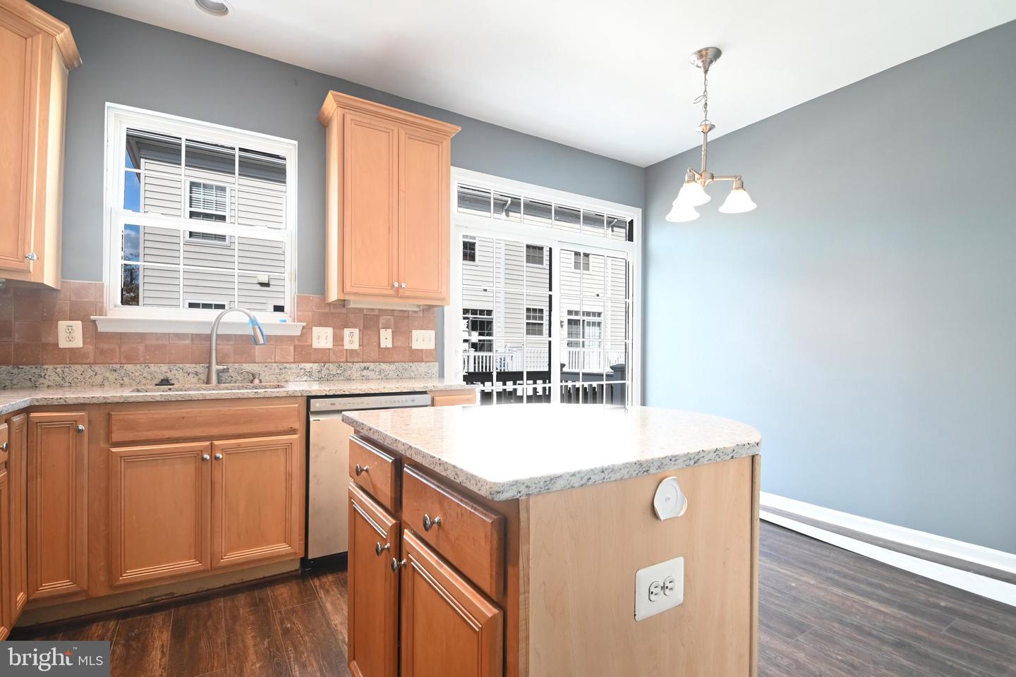 4289 S CAPITOL ST SW, WASHINGTON, District Of Columbia 20032, 3 Bedrooms Bedrooms, 5 Rooms Rooms,3 BathroomsBathrooms,Residential,For sale,4289 S CAPITOL ST SW,DCDC2216840 MLS # DCDC2216840