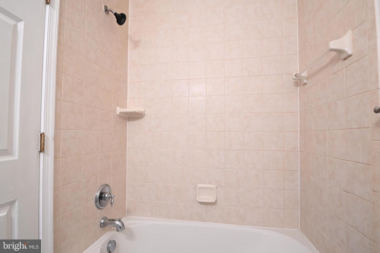 4289 S CAPITOL ST SW, WASHINGTON, District Of Columbia 20032, 3 Bedrooms Bedrooms, 5 Rooms Rooms,3 BathroomsBathrooms,Residential,For sale,4289 S CAPITOL ST SW,DCDC2216840 MLS # DCDC2216840