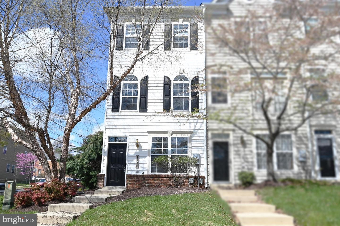 4289 S CAPITOL ST SW, WASHINGTON, District Of Columbia 20032, 3 Bedrooms Bedrooms, 5 Rooms Rooms,3 BathroomsBathrooms,Residential,For sale,4289 S CAPITOL ST SW,DCDC2216840 MLS # DCDC2216840