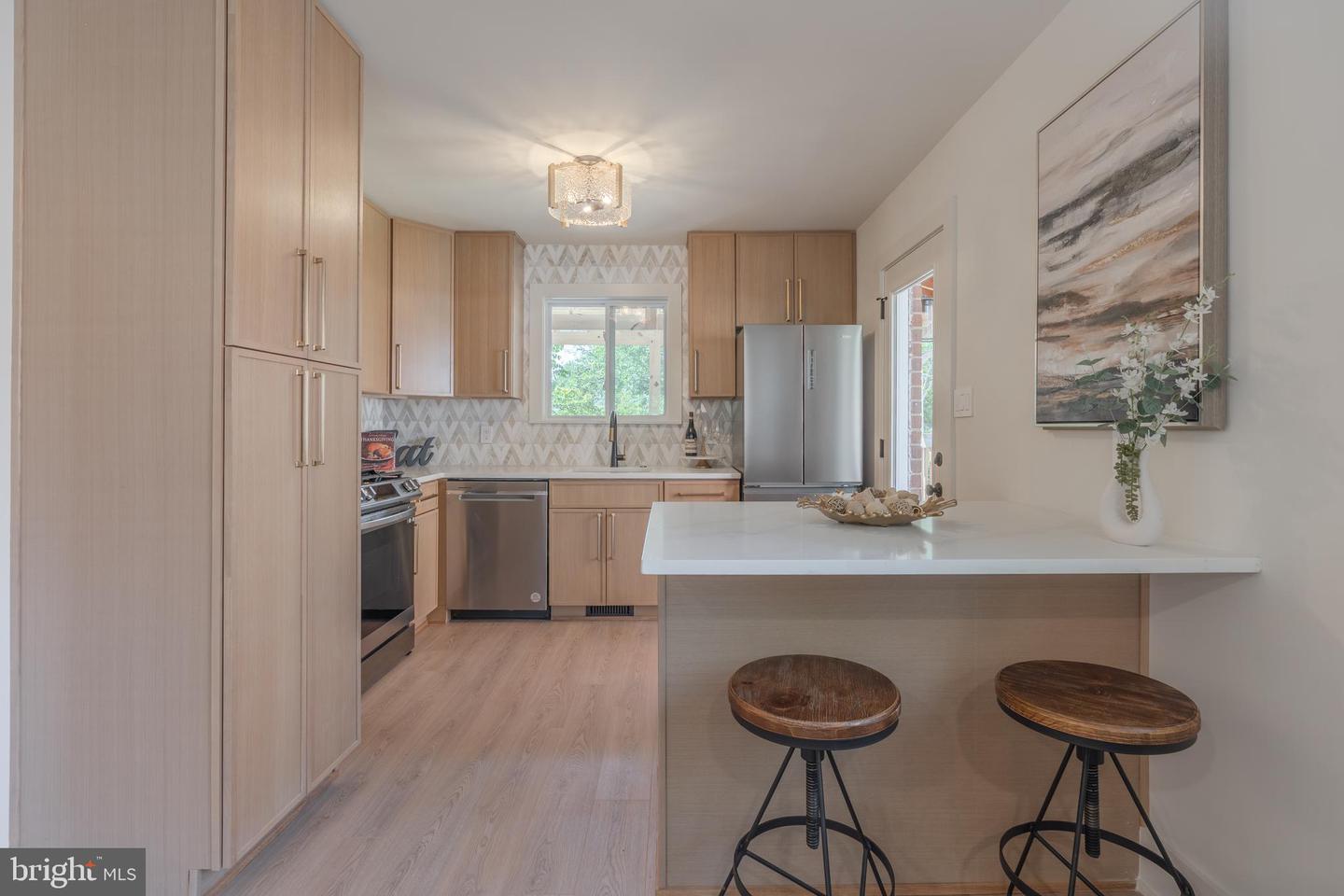 57 GARDEN DR, ALEXANDRIA, Virginia 22304, 3 Bedrooms Bedrooms, ,2 BathroomsBathrooms,Residential,For sale,57 GARDEN DR,VAAX2048960 MLS # VAAX2048960