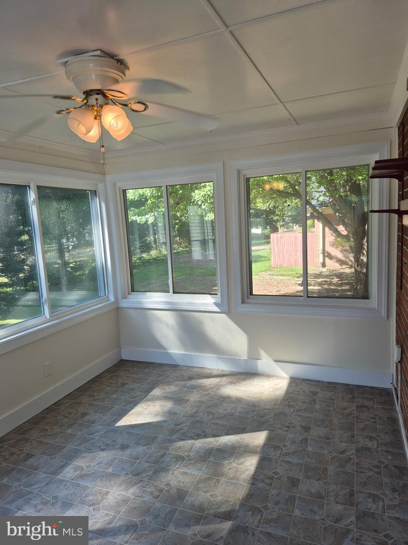 7 NORWOOD ST, KILMARNOCK, Virginia 22482, ,Residential,For sale,7 NORWOOD ST,VALV2000868 MLS # VALV2000868