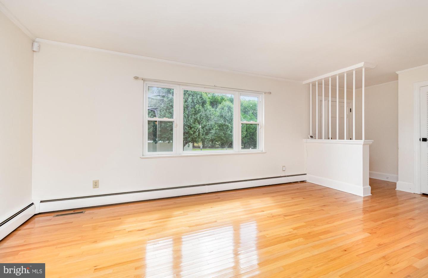 7 NORWOOD ST, KILMARNOCK, Virginia 22482, 5 Bedrooms Bedrooms, 16 Rooms Rooms,4 BathroomsBathrooms,Residential,For sale,7 NORWOOD ST,VALV2000868 MLS # VALV2000868