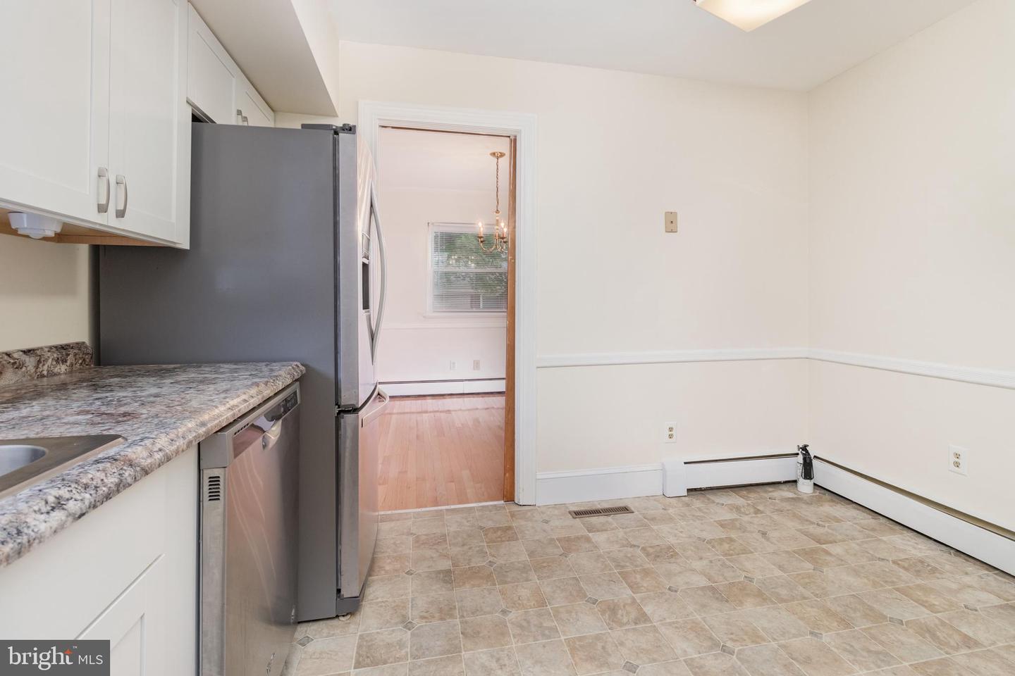 7 NORWOOD ST, KILMARNOCK, Virginia 22482, 5 Bedrooms Bedrooms, 16 Rooms Rooms,4 BathroomsBathrooms,Residential,For sale,7 NORWOOD ST,VALV2000868 MLS # VALV2000868