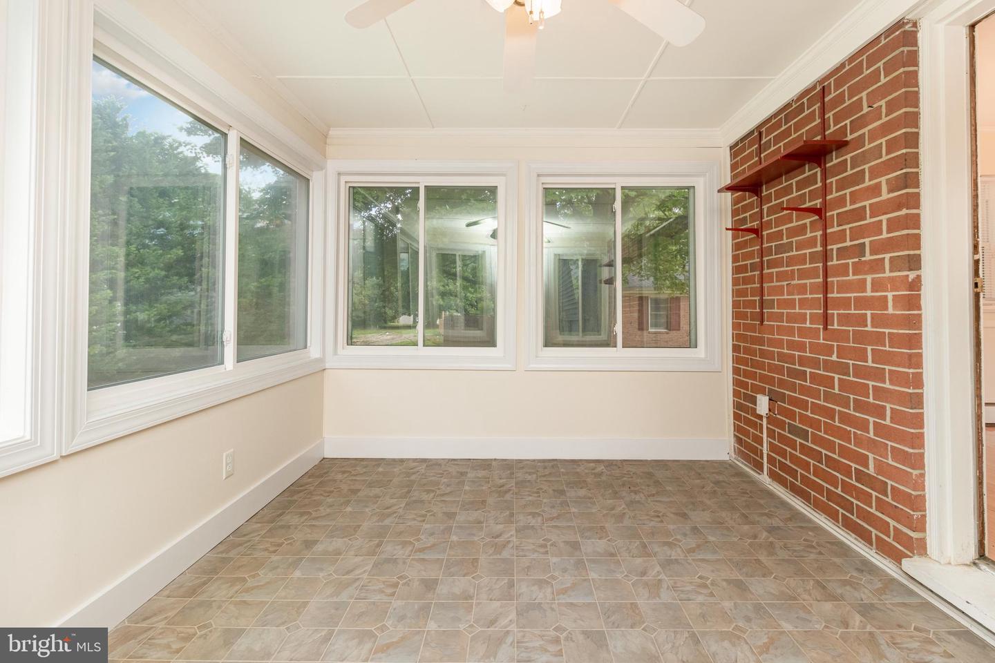 7 NORWOOD ST, KILMARNOCK, Virginia 22482, 5 Bedrooms Bedrooms, 16 Rooms Rooms,4 BathroomsBathrooms,Residential,For sale,7 NORWOOD ST,VALV2000868 MLS # VALV2000868