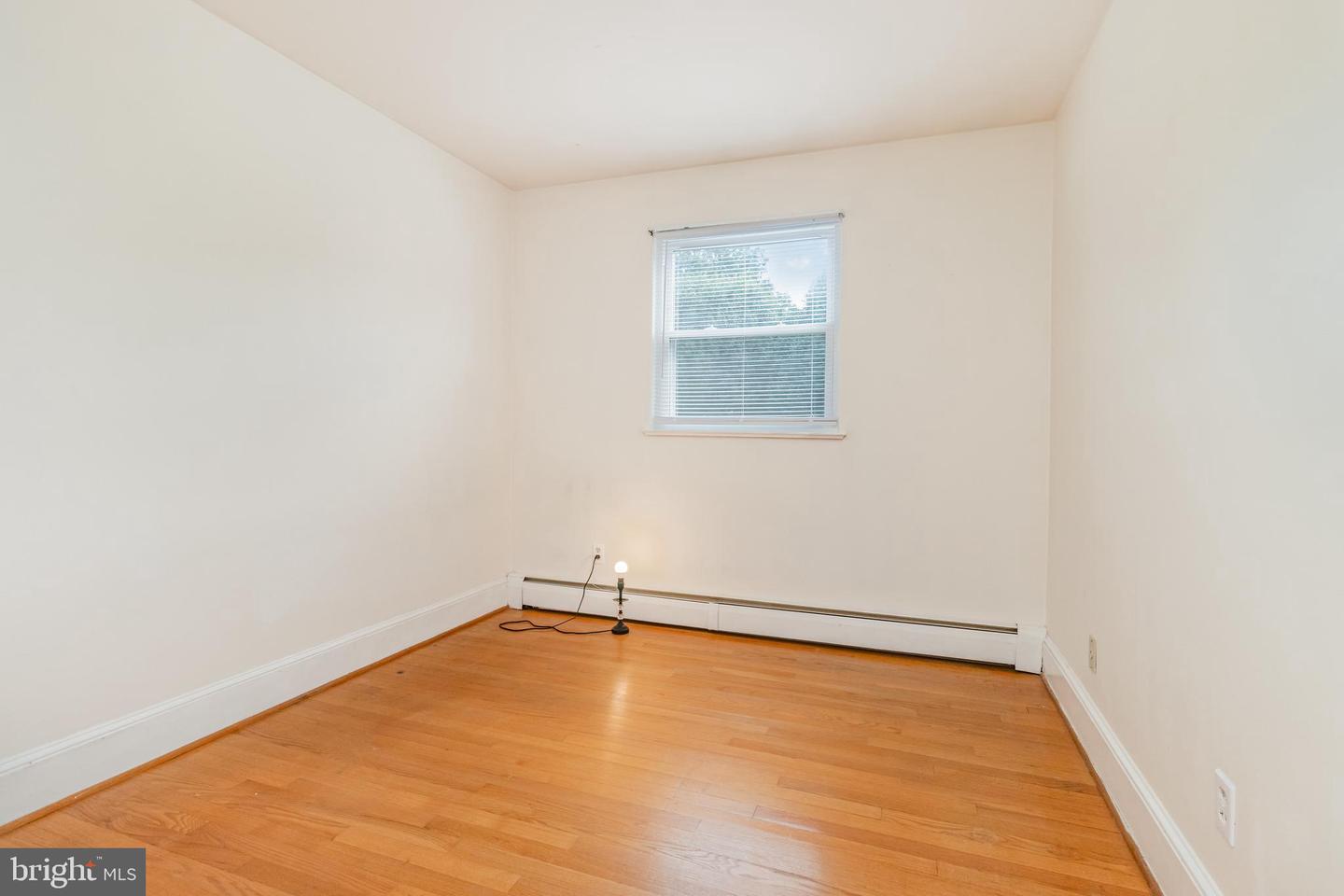 7 NORWOOD ST, KILMARNOCK, Virginia 22482, 5 Bedrooms Bedrooms, 16 Rooms Rooms,4 BathroomsBathrooms,Residential,For sale,7 NORWOOD ST,VALV2000868 MLS # VALV2000868