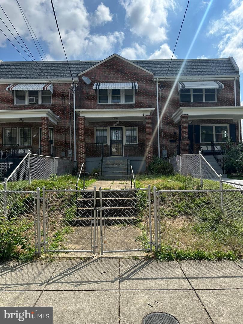 3310 12TH ST SE, WASHINGTON, District Of Columbia 20032, 3 Bedrooms Bedrooms, ,1 BathroomBathrooms,Residential,For sale,3310 12TH ST SE,DCDC2216698 MLS # DCDC2216698