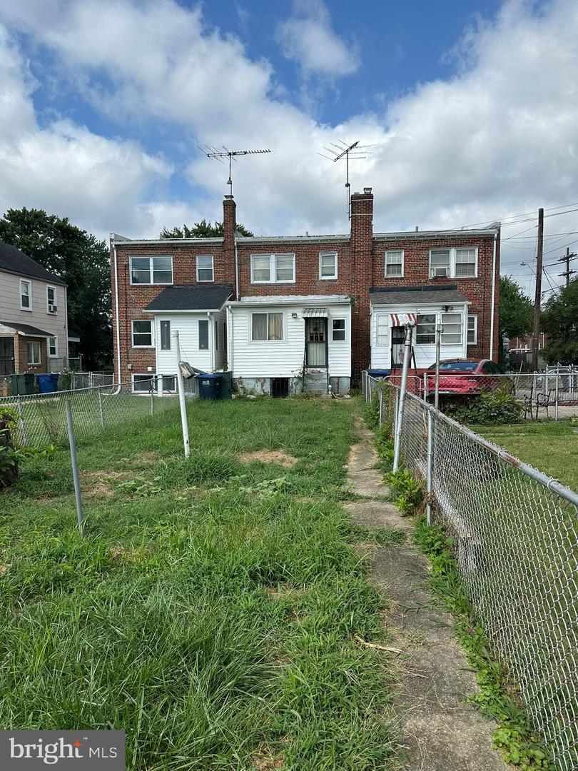 3310 12TH ST SE, WASHINGTON, District Of Columbia 20032, 3 Bedrooms Bedrooms, ,1 BathroomBathrooms,Residential,For sale,3310 12TH ST SE,DCDC2216698 MLS # DCDC2216698