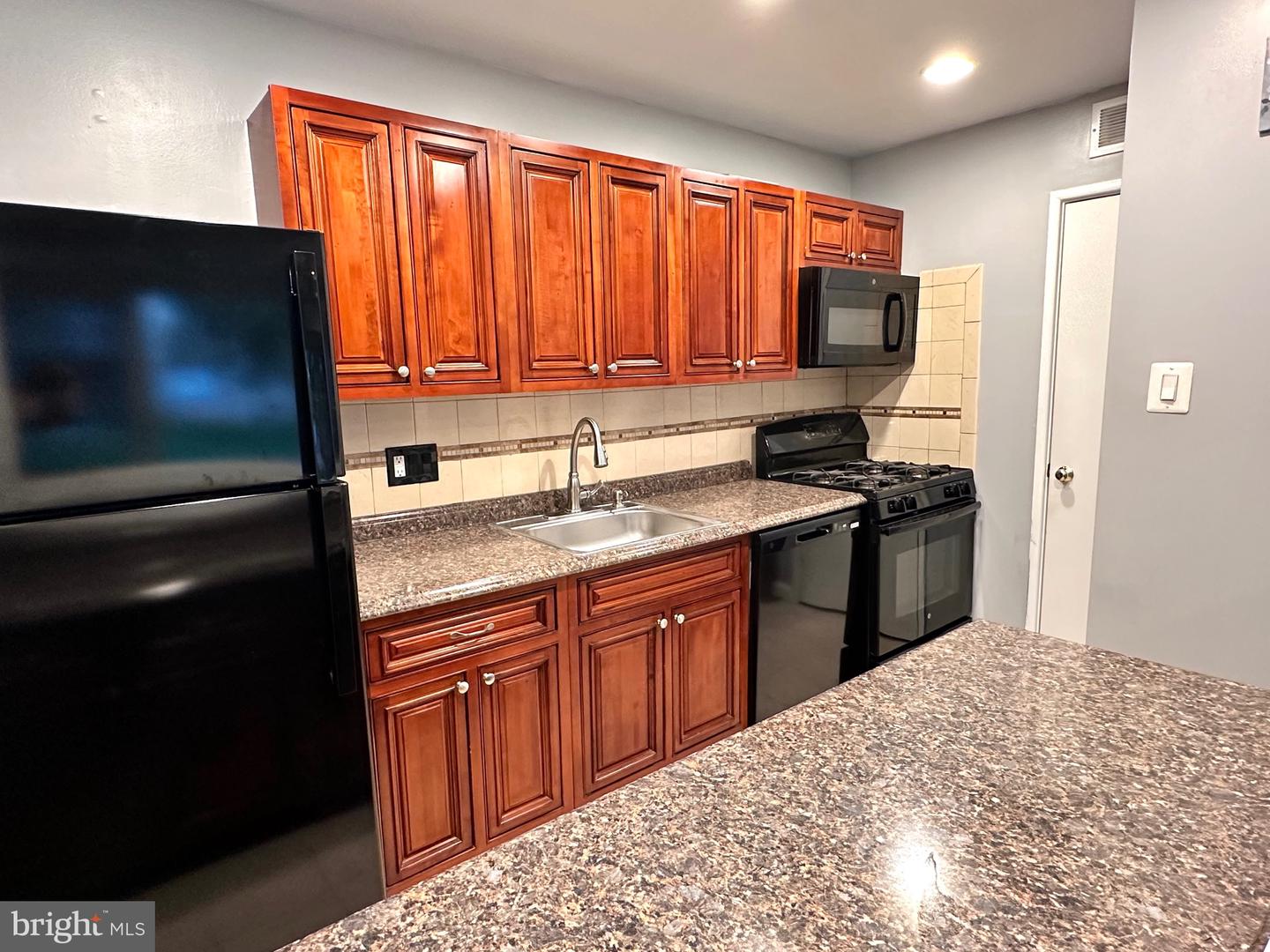 8002 CHANUTE PL #20/6, FALLS CHURCH, Virginia 22042, 2 Bedrooms Bedrooms, ,1 BathroomBathrooms,Residential,For sale,8002 CHANUTE PL #20/6,VAFX2263178 MLS # VAFX2263178