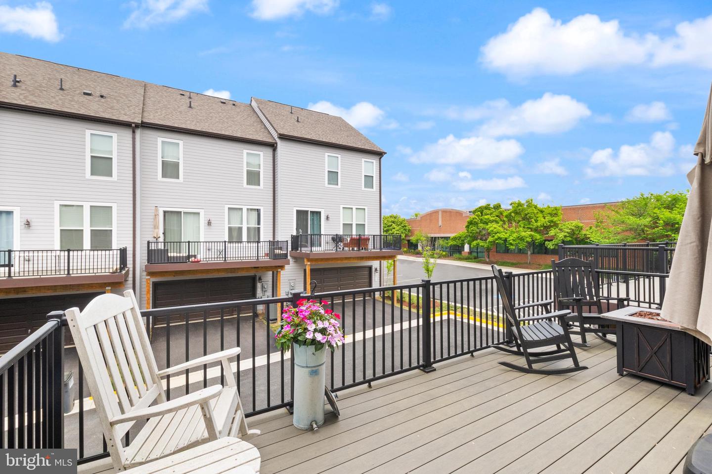 2495 LIBERTY LOOP, HERNDON, Virginia 20171, 3 Bedrooms Bedrooms, ,2 BathroomsBathrooms,Residential,For sale,2495 LIBERTY LOOP,VAFX2263242 MLS # VAFX2263242