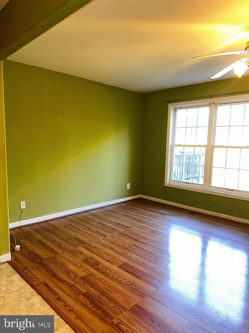 23055 SIR BARTON CT, RUTHER GLEN, Virginia 22546, 3 Bedrooms Bedrooms, ,2 BathroomsBathrooms,Residential,For sale,23055 SIR BARTON CT,VACV2008752 MLS # VACV2008752