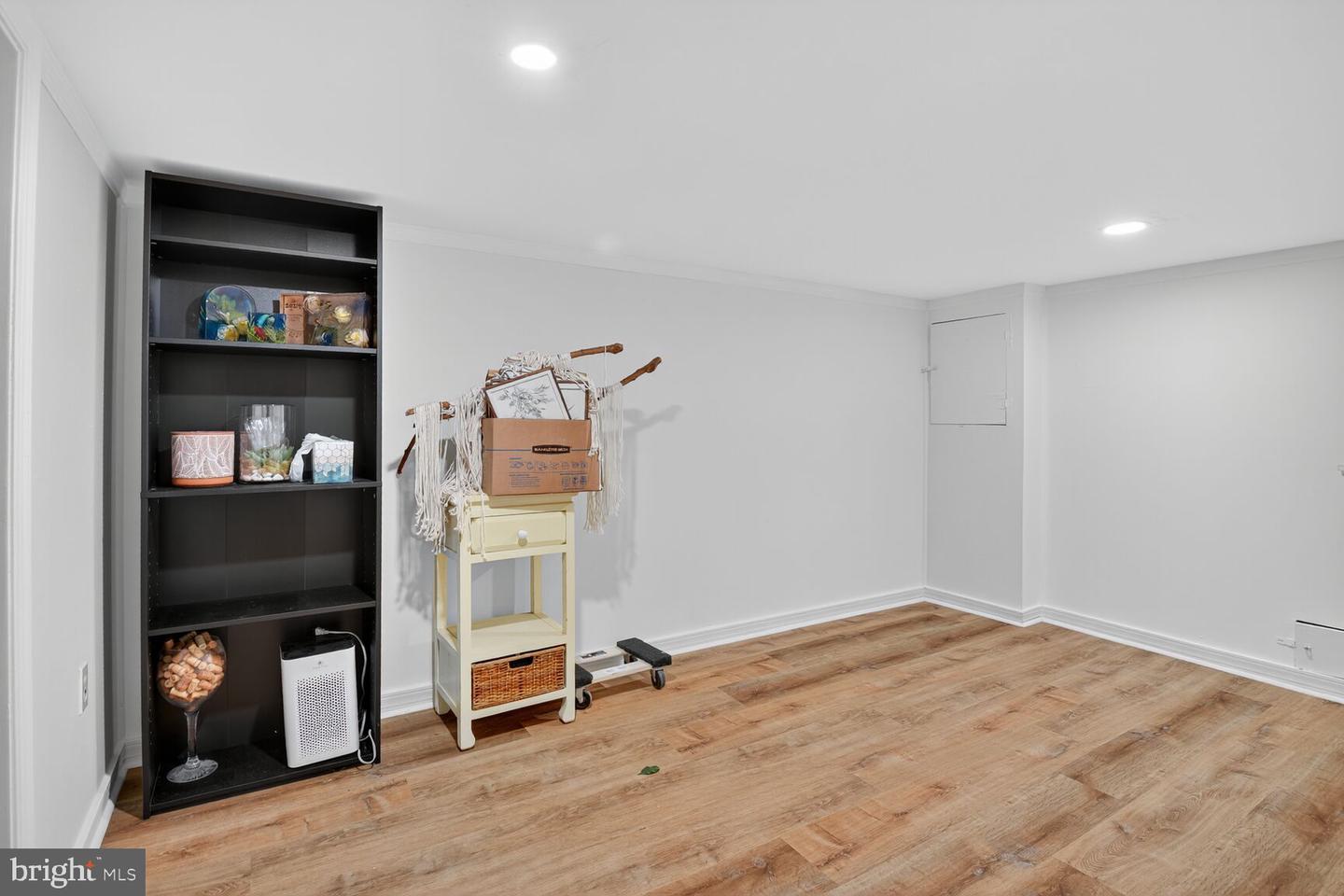 649 IRVING ST NW, WASHINGTON, District Of Columbia 20010, 4 Bedrooms Bedrooms, ,3 BathroomsBathrooms,Residential,For sale,649 IRVING ST NW,DCDC2216814 MLS # DCDC2216814