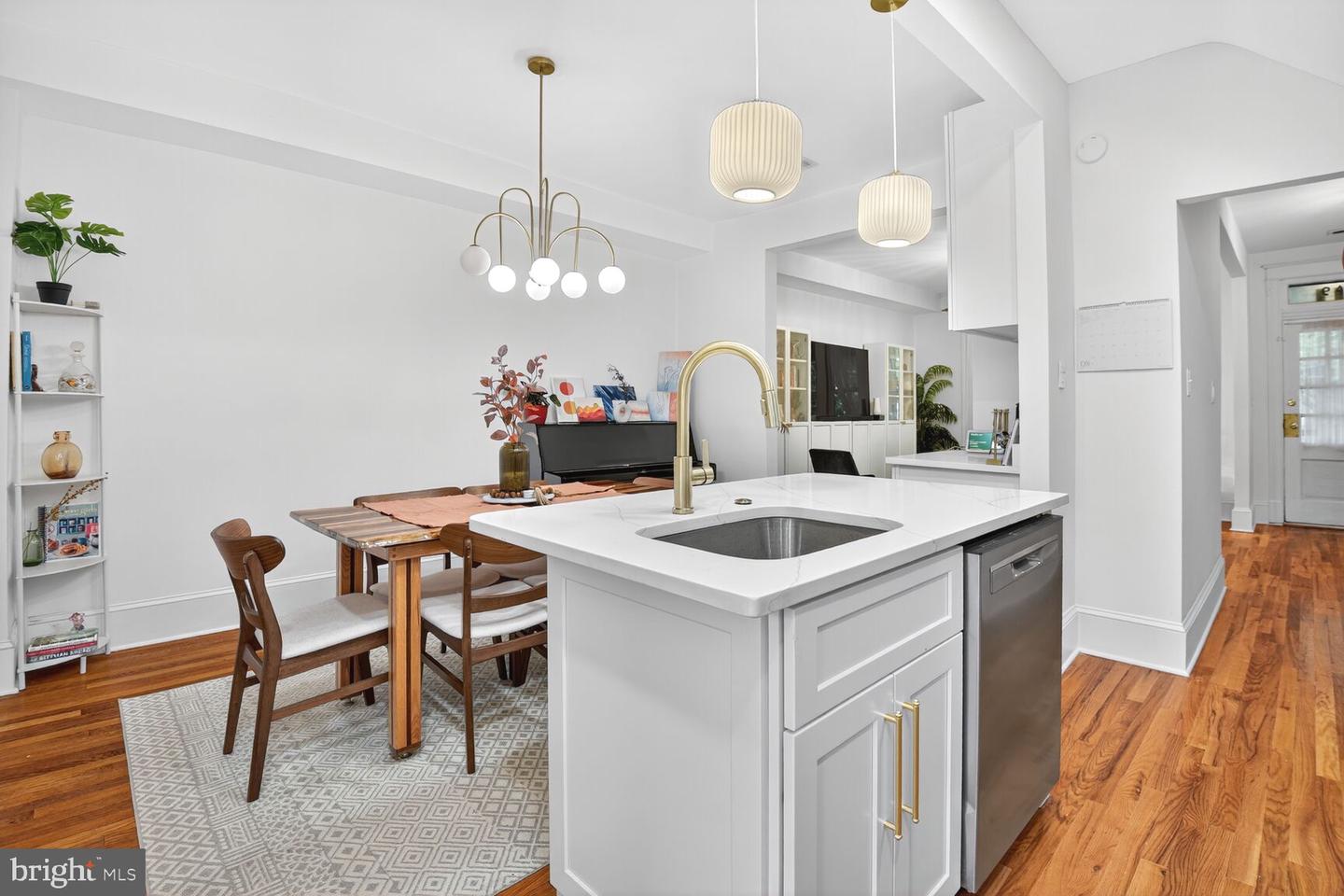 649 IRVING ST NW, WASHINGTON, District Of Columbia 20010, 4 Bedrooms Bedrooms, ,3 BathroomsBathrooms,Residential,For sale,649 IRVING ST NW,DCDC2216814 MLS # DCDC2216814