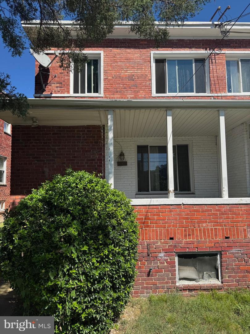 4809 8TH ST NE, WASHINGTON, District Of Columbia 20017, 3 Bedrooms Bedrooms, ,1 BathroomBathrooms,Residential,For sale,4809 8TH ST NE,DCDC2216816 MLS # DCDC2216816