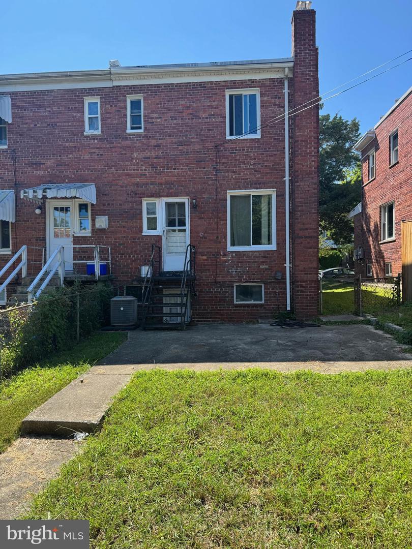 4809 8TH ST NE, WASHINGTON, District Of Columbia 20017, 3 Bedrooms Bedrooms, ,1 BathroomBathrooms,Residential,For sale,4809 8TH ST NE,DCDC2216816 MLS # DCDC2216816