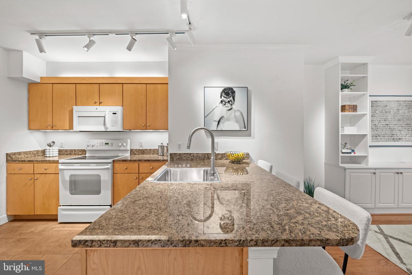 631 D ST NW #632, WASHINGTON, District Of Columbia 20004, 1 Bedroom Bedrooms, ,1 BathroomBathrooms,Residential,For sale,631 D ST NW #632,DCDC2216842 MLS # DCDC2216842