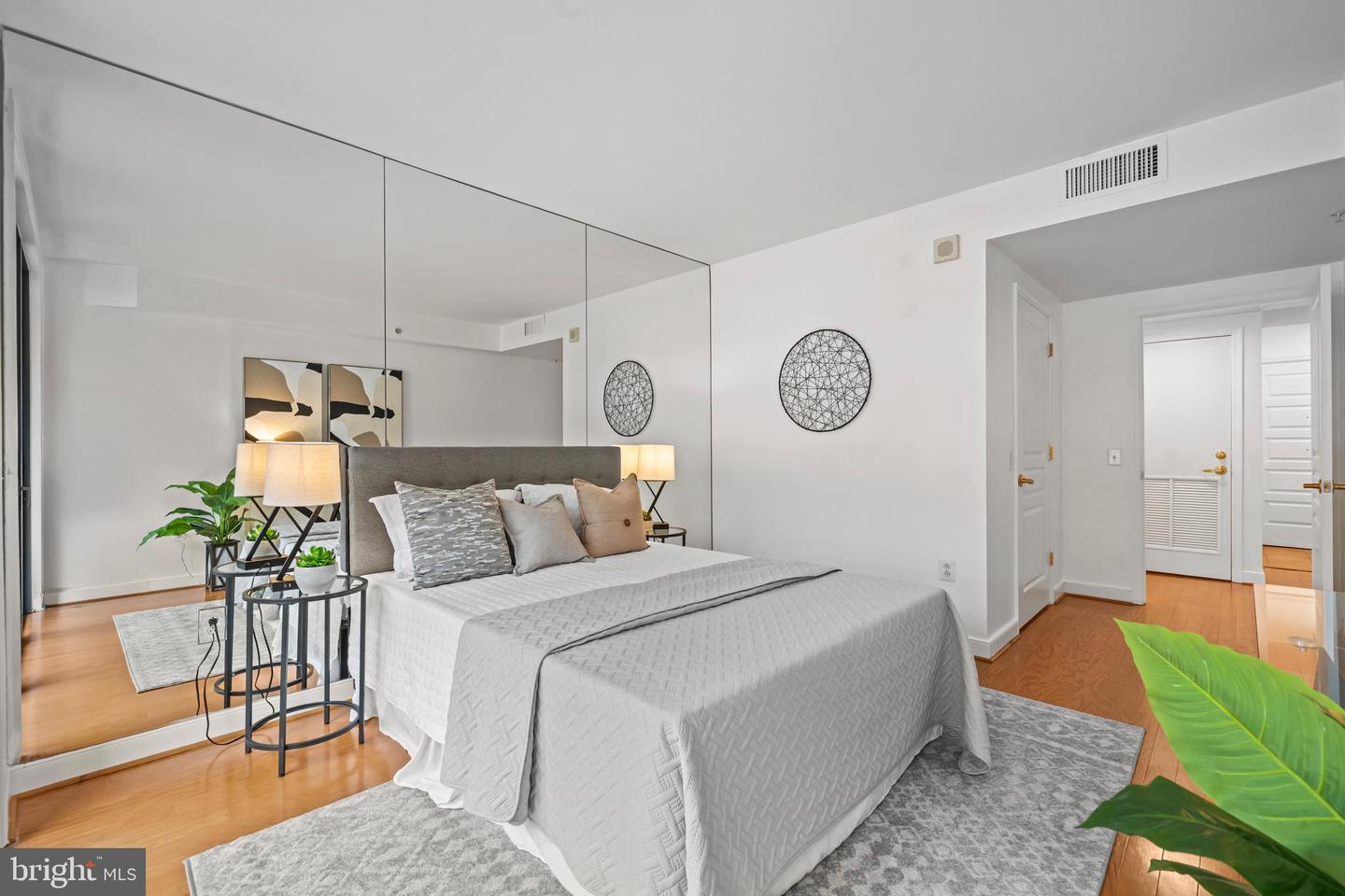 631 D ST NW #632, WASHINGTON, District Of Columbia 20004, 1 Bedroom Bedrooms, ,1 BathroomBathrooms,Residential,For sale,631 D ST NW #632,DCDC2216842 MLS # DCDC2216842