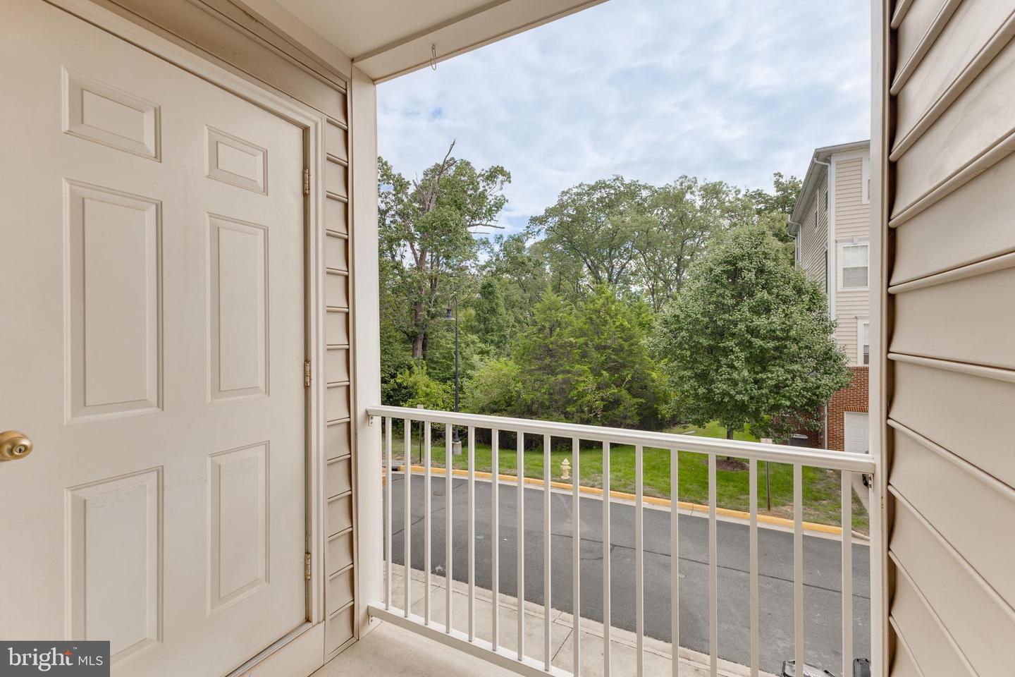 6066 ASTER HAVEN CIR, HAYMARKET, Virginia 20169, 3 Bedrooms Bedrooms, ,2 BathroomsBathrooms,Residential,For sale,6066 ASTER HAVEN CIR,VAPW2097840 MLS # VAPW2097840