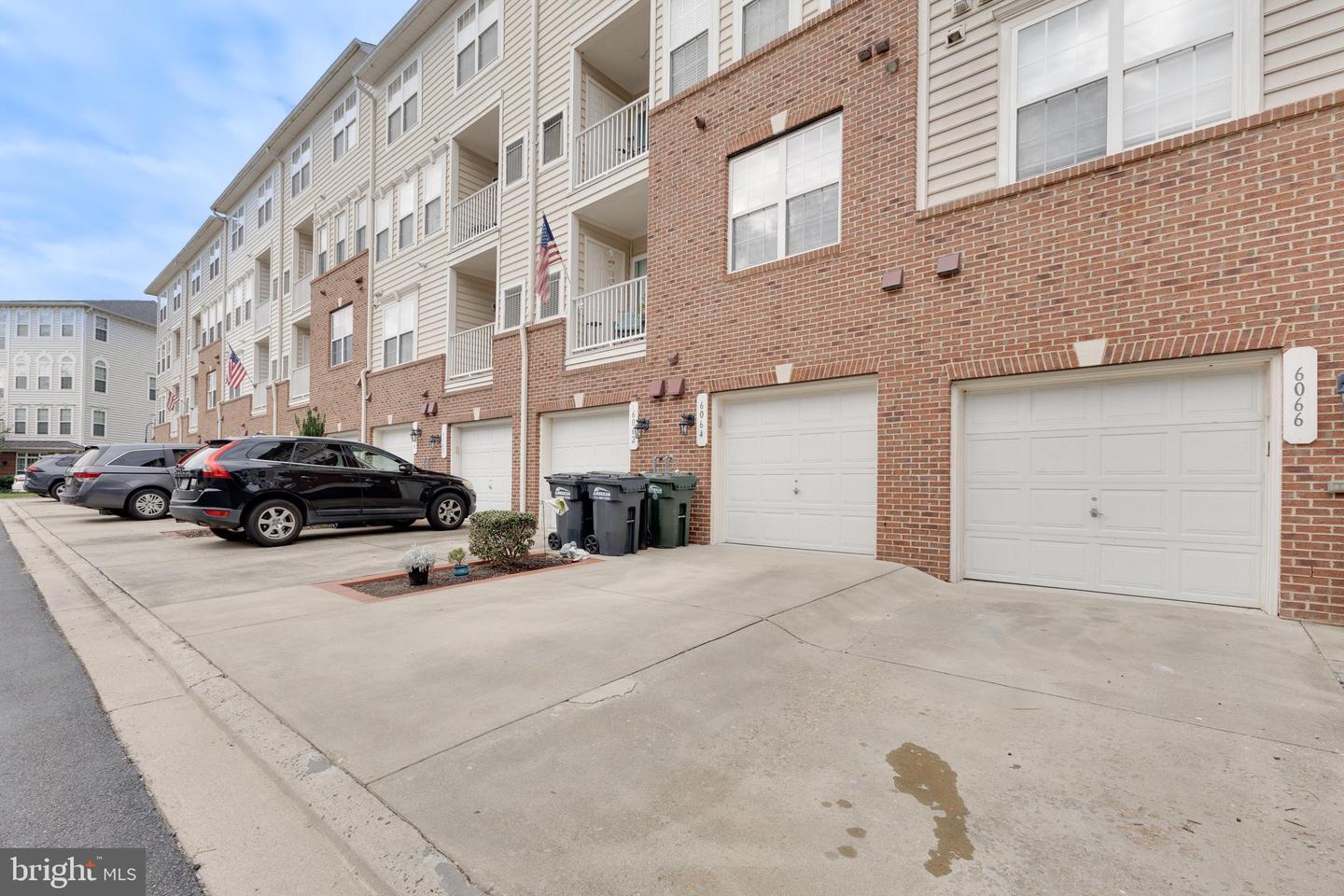 6066 ASTER HAVEN CIR, HAYMARKET, Virginia 20169, 3 Bedrooms Bedrooms, ,2 BathroomsBathrooms,Residential,For sale,6066 ASTER HAVEN CIR,VAPW2097840 MLS # VAPW2097840
