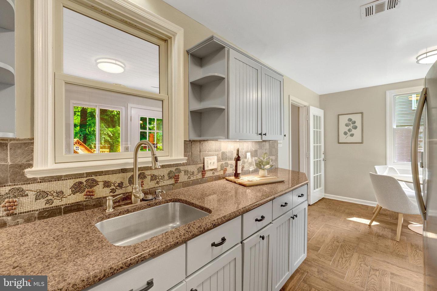 7004 CHESTNUT AVE, FALLS CHURCH, Virginia 22042, 5 Bedrooms Bedrooms, ,3 BathroomsBathrooms,Residential,For sale,7004 CHESTNUT AVE,VAFX2256492 MLS # VAFX2256492