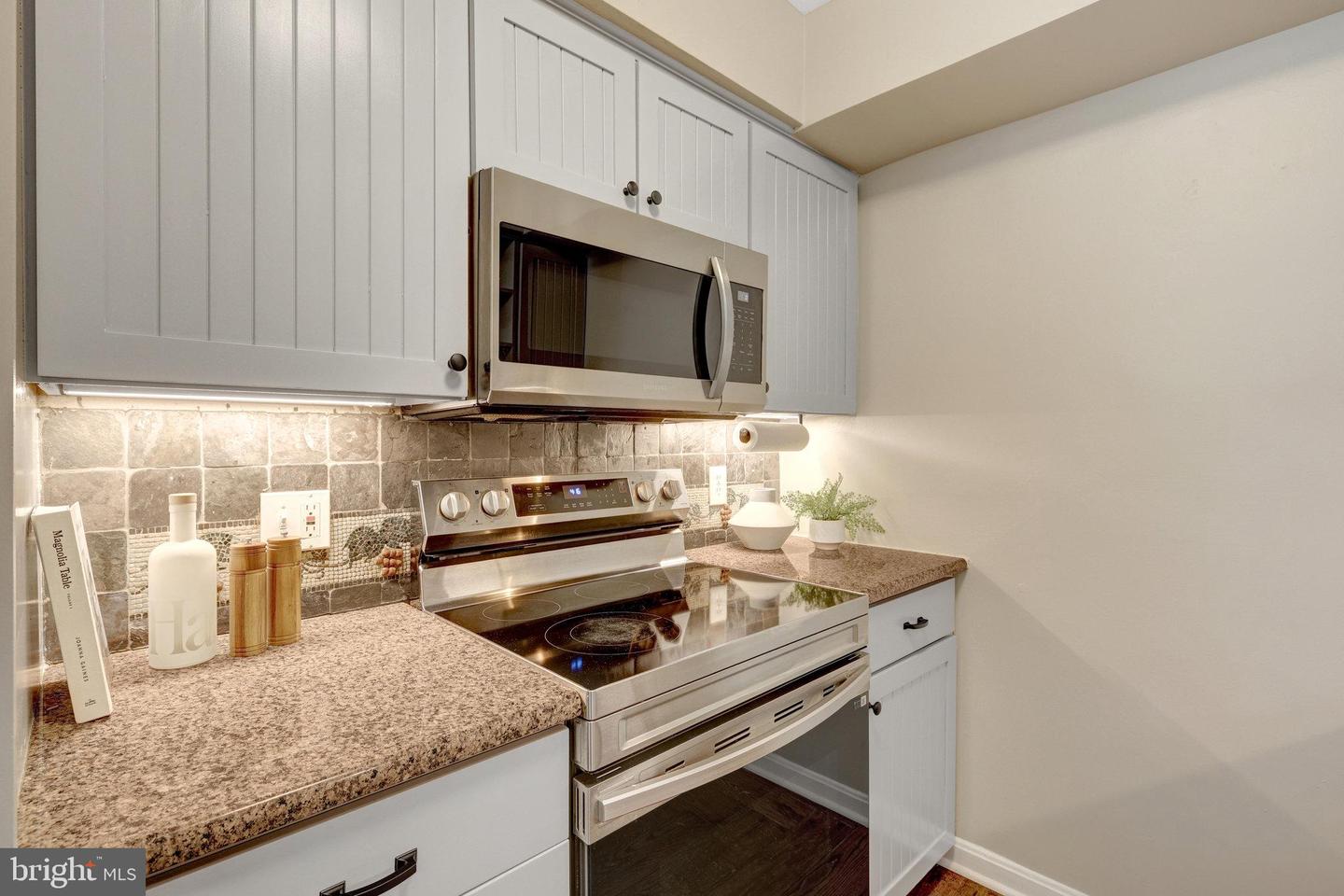 7004 CHESTNUT AVE, FALLS CHURCH, Virginia 22042, 5 Bedrooms Bedrooms, ,3 BathroomsBathrooms,Residential,For sale,7004 CHESTNUT AVE,VAFX2256492 MLS # VAFX2256492