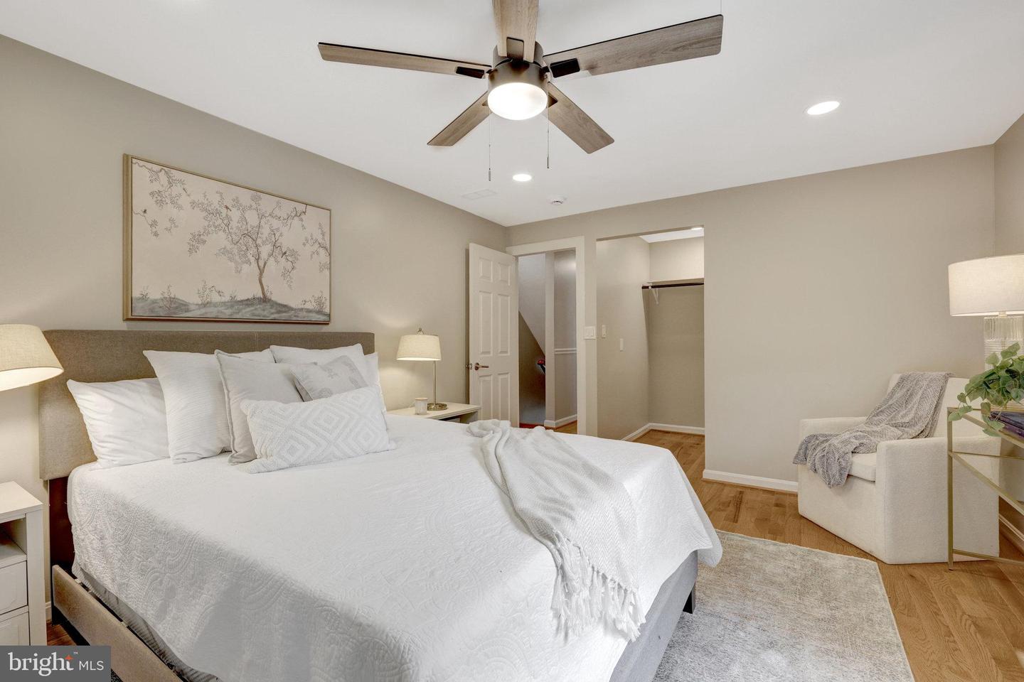 7004 CHESTNUT AVE, FALLS CHURCH, Virginia 22042, 5 Bedrooms Bedrooms, ,3 BathroomsBathrooms,Residential,For sale,7004 CHESTNUT AVE,VAFX2256492 MLS # VAFX2256492
