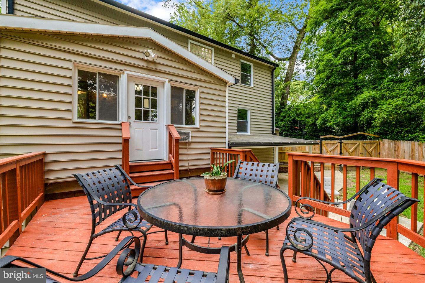 7004 CHESTNUT AVE, FALLS CHURCH, Virginia 22042, 5 Bedrooms Bedrooms, ,3 BathroomsBathrooms,Residential,For sale,7004 CHESTNUT AVE,VAFX2256492 MLS # VAFX2256492