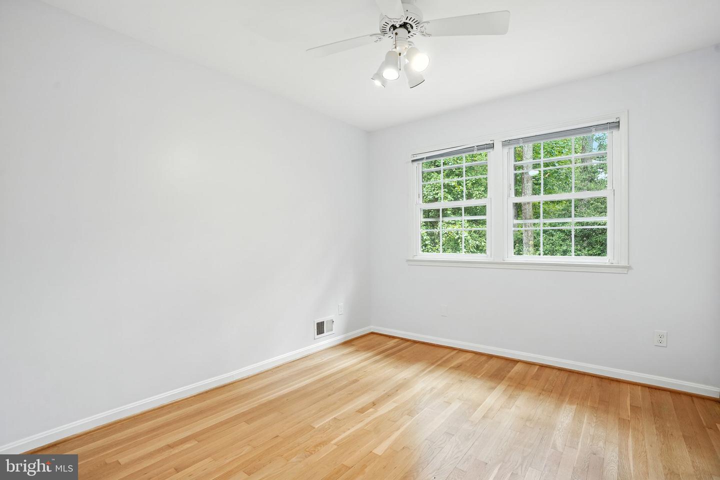 2359 TUMBLETREE WAY, RESTON, Virginia 20191, 5 Bedrooms Bedrooms, ,2 BathroomsBathrooms,Residential,For sale,2359 TUMBLETREE WAY,VAFX2258304 MLS # VAFX2258304