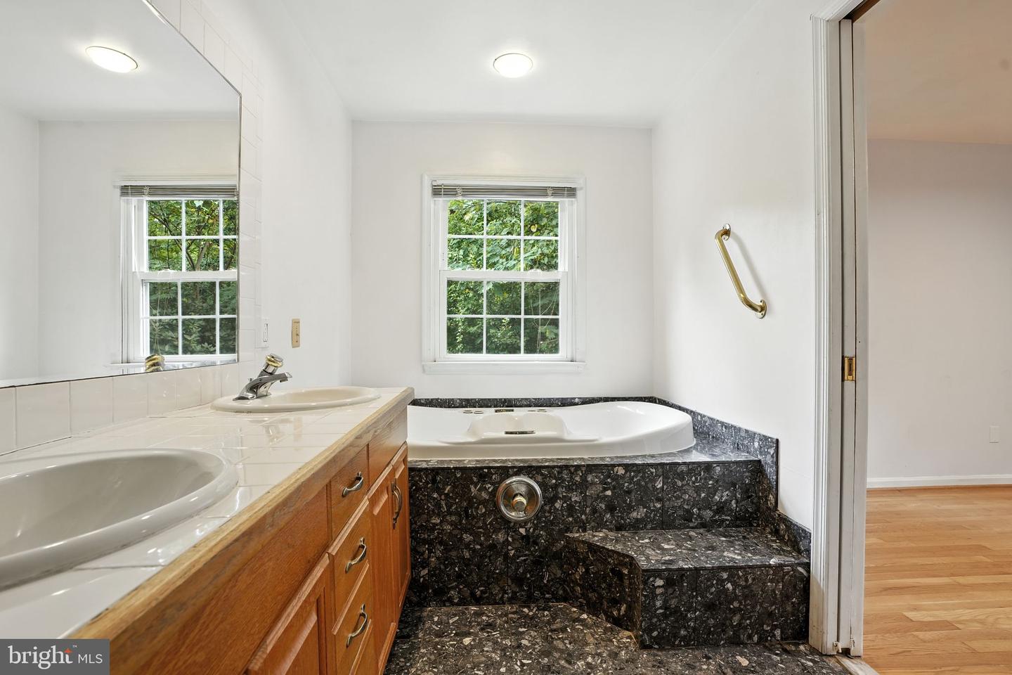 2359 TUMBLETREE WAY, RESTON, Virginia 20191, 5 Bedrooms Bedrooms, ,2 BathroomsBathrooms,Residential,For sale,2359 TUMBLETREE WAY,VAFX2258304 MLS # VAFX2258304